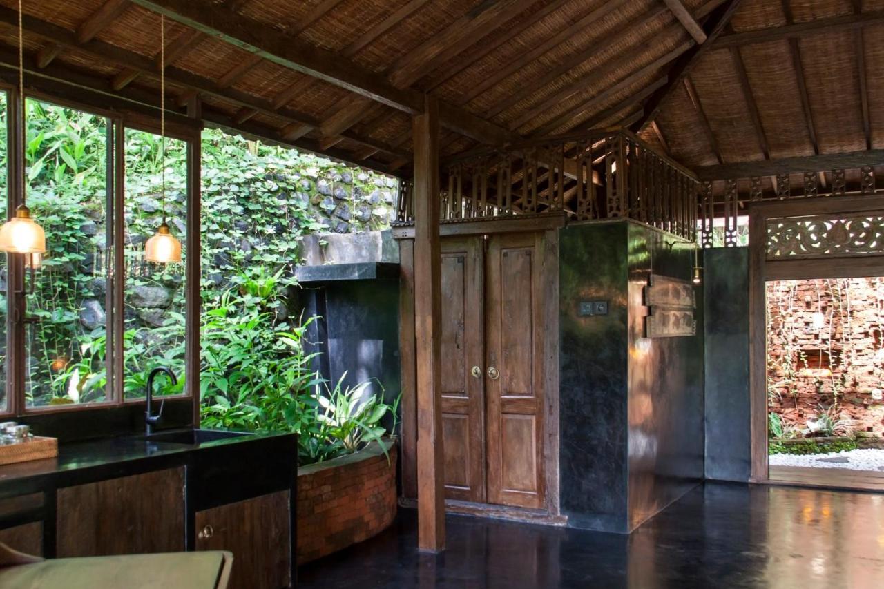 Villa Mahadevi Jungle Retreat Joglo 1 Ουμπούντ Εξωτερικό φωτογραφία
