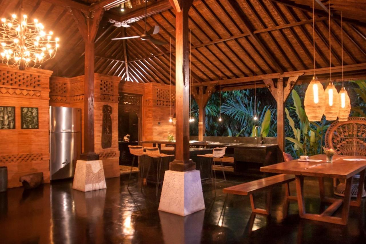 Villa Mahadevi Jungle Retreat Joglo 1 Ουμπούντ Εξωτερικό φωτογραφία